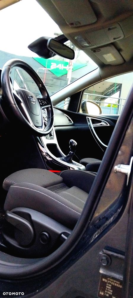 Opel Astra - 10