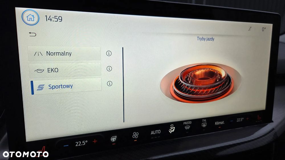 Ford Focus 1.0 EcoBoost Titanium X - 30