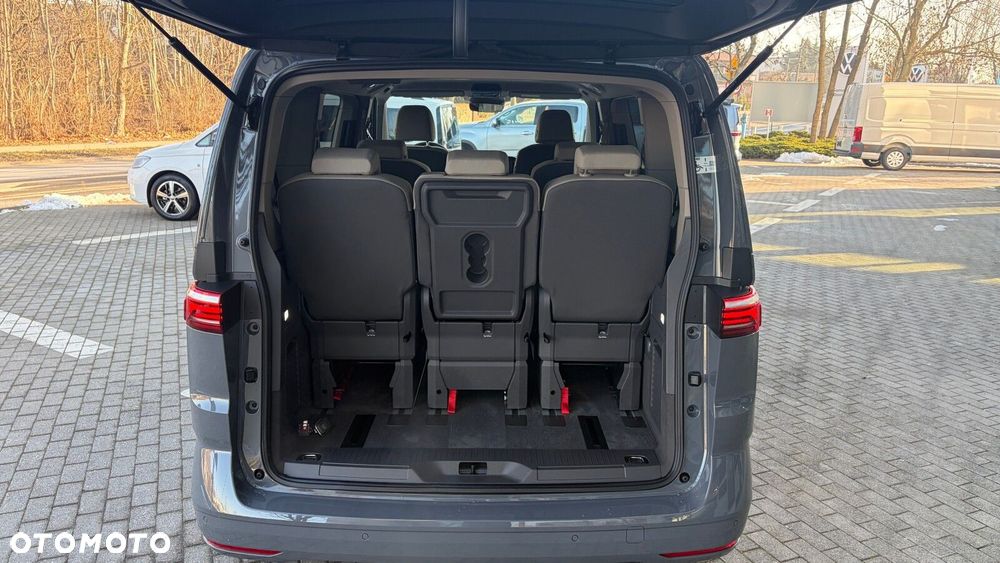 Volkswagen multivan Multivan Family L2 silnik: 2,0 l TDI SCR 150 KM / skrzynia biegów: 7-biegowa DSG rozstaw osi: 3124 mm - 21