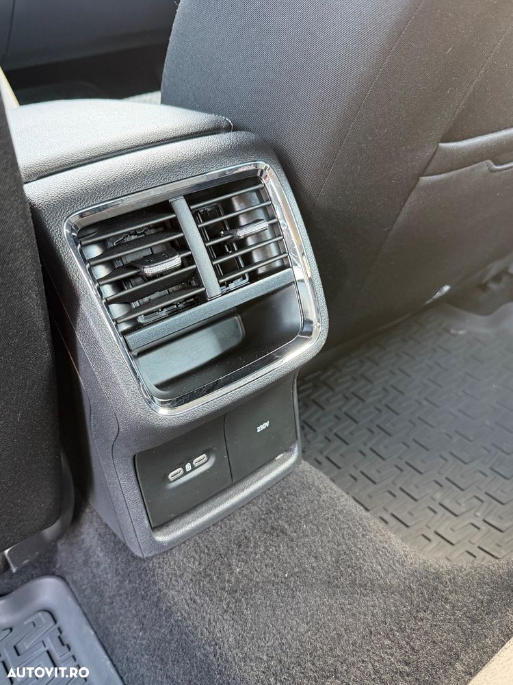 Skoda Octavia 2.0 TDI DSG Style - 24