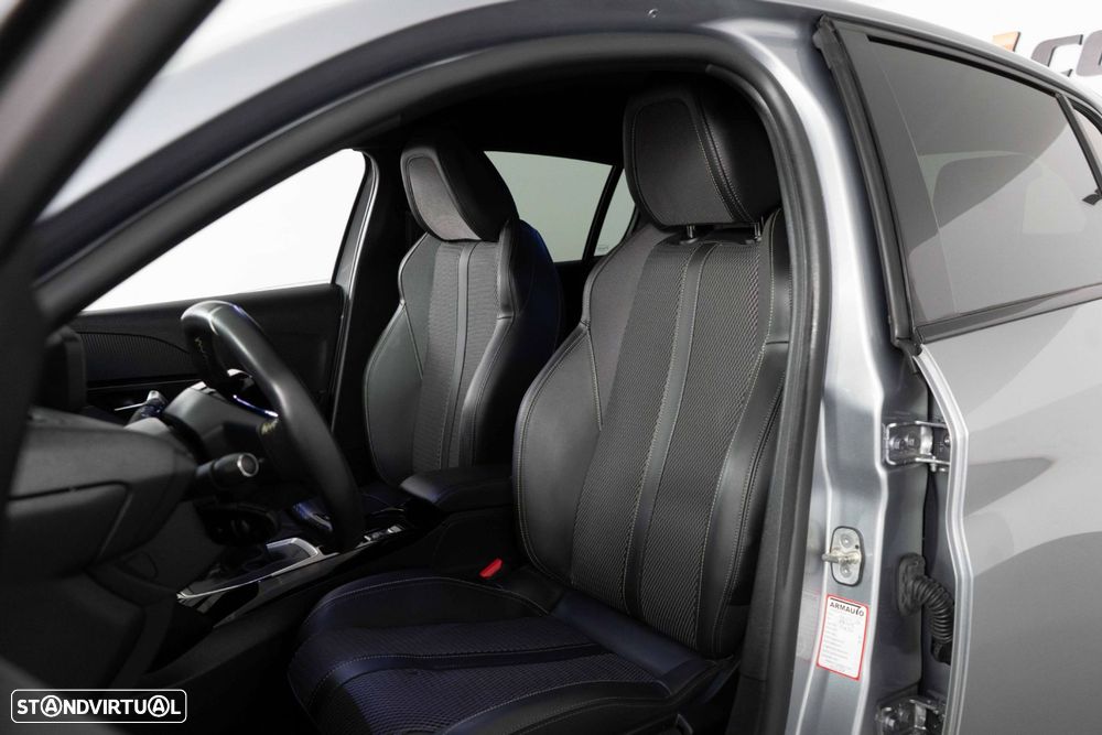 Peugeot 208 1.2 PureTech GT Line - 9