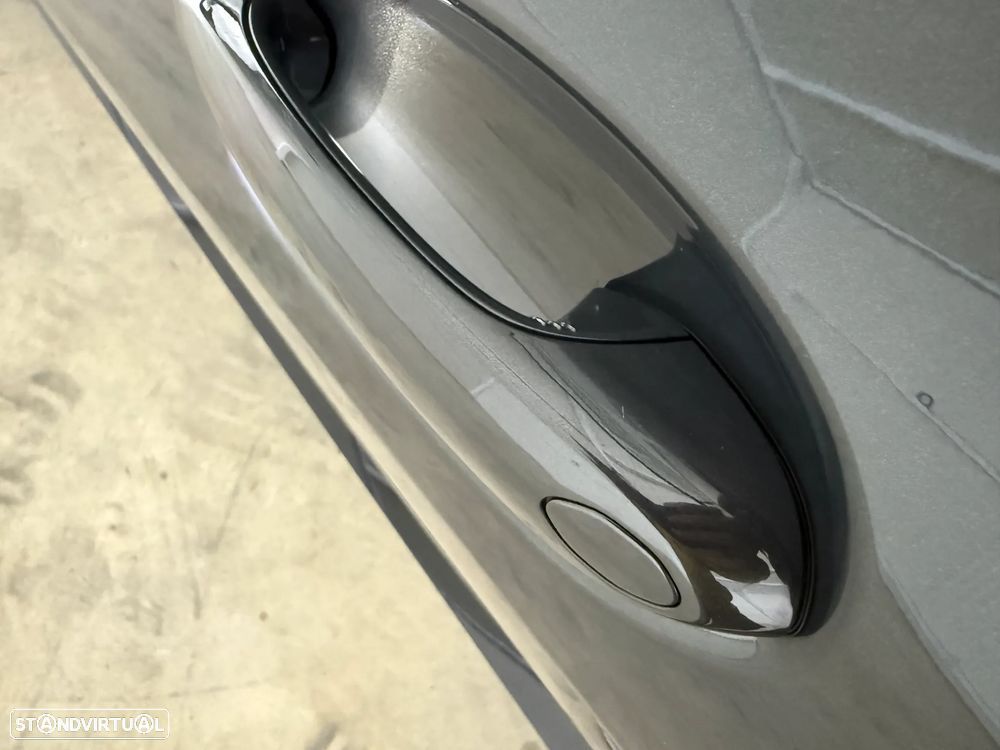 BMW M4 Competition Pack 50 anos M - 25