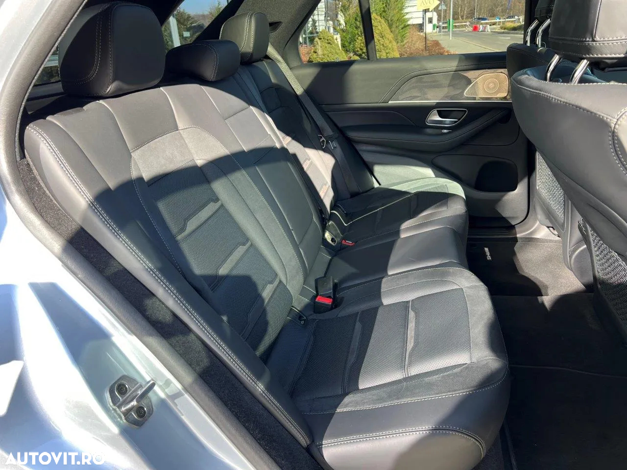 Mercedes-Benz GLE - 11