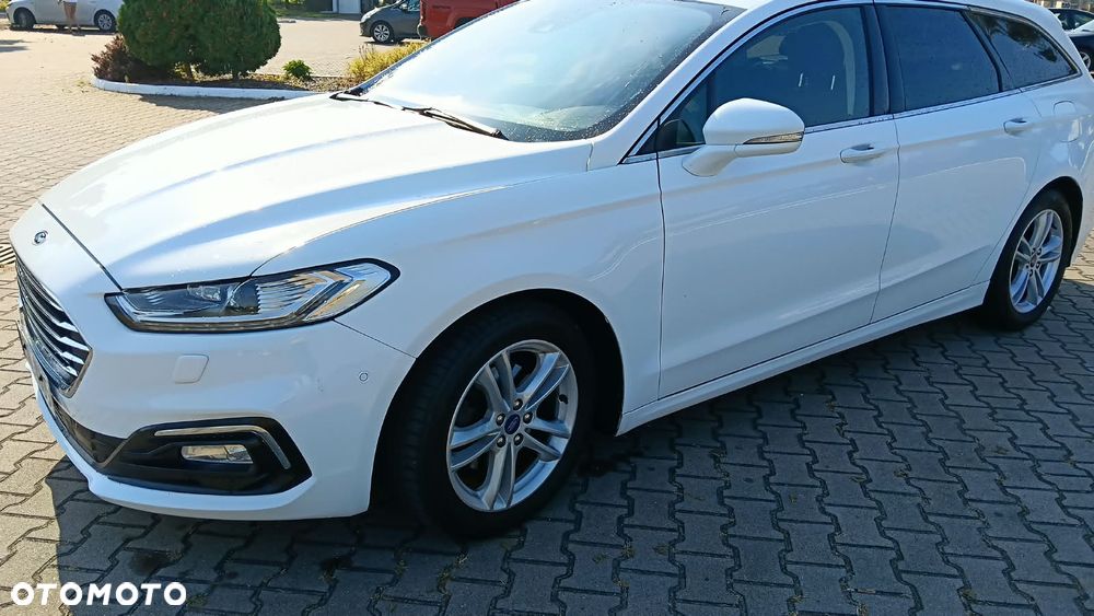 Ford Mondeo - 12