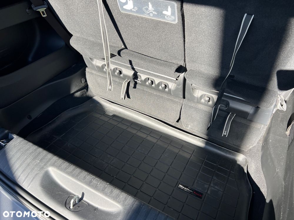 Chrysler Pacifica - 28