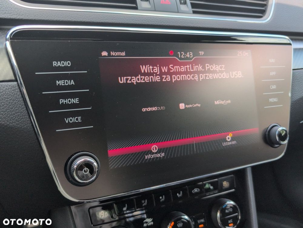 Skoda Superb 2.0 TDI SCR Sportline DSG - 29