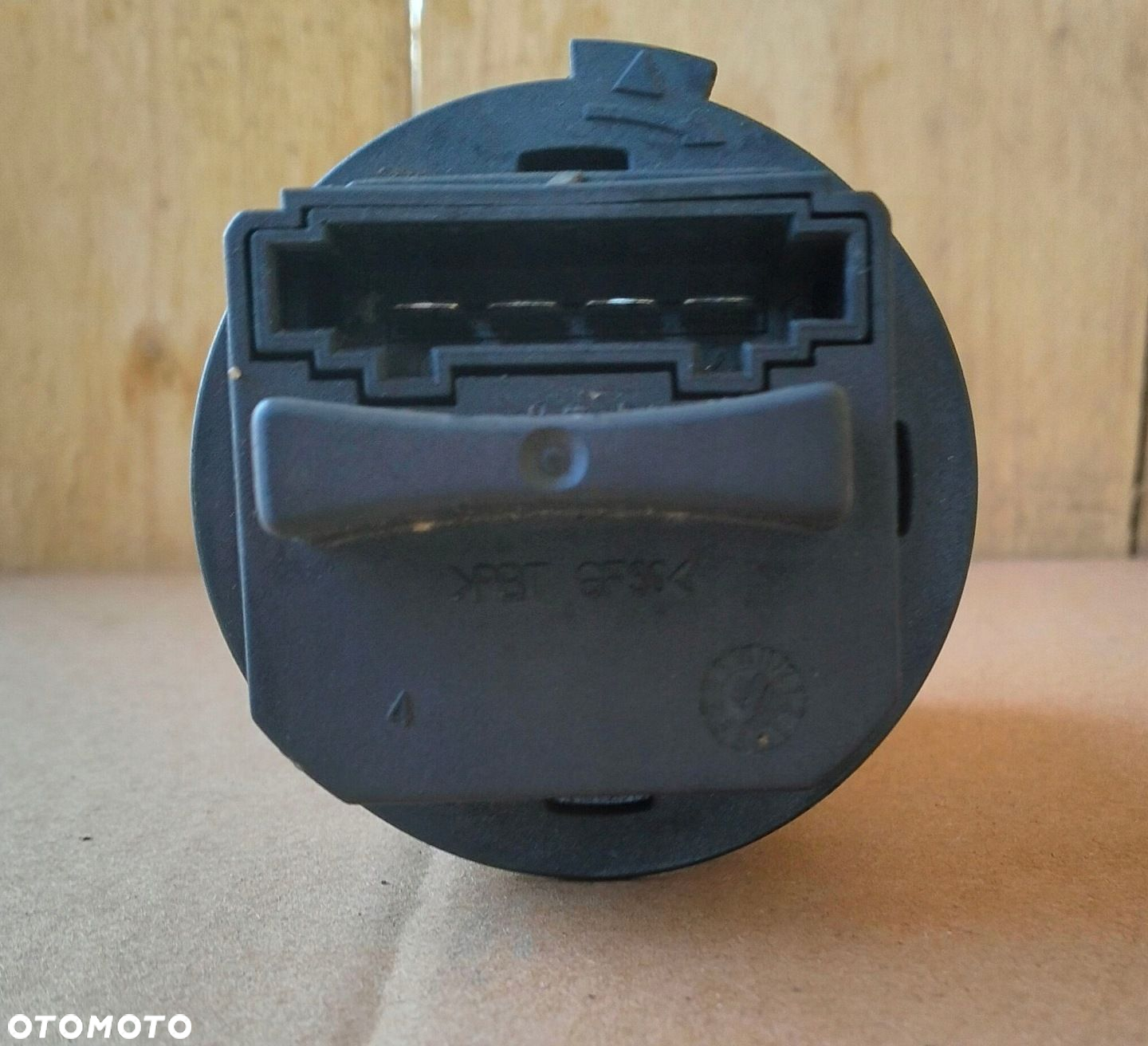 REZYSTOR OPORNICA DMUCHAWY CITROEN C5 III X7 G4532002 5HL008941-04 - 2
