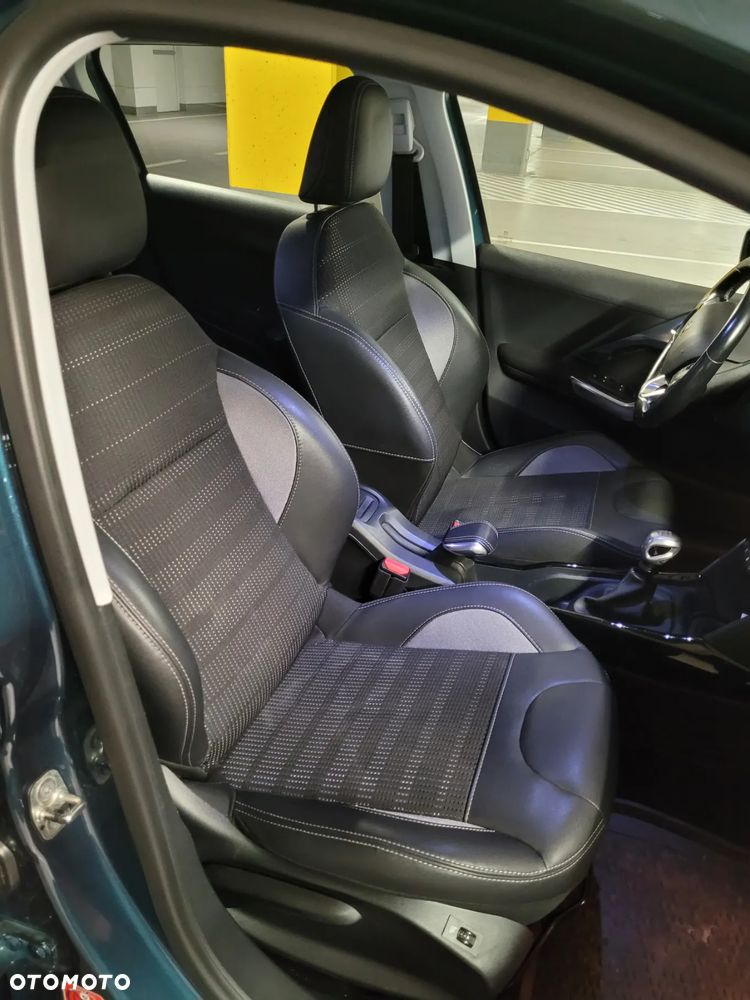 Peugeot 2008 - 16