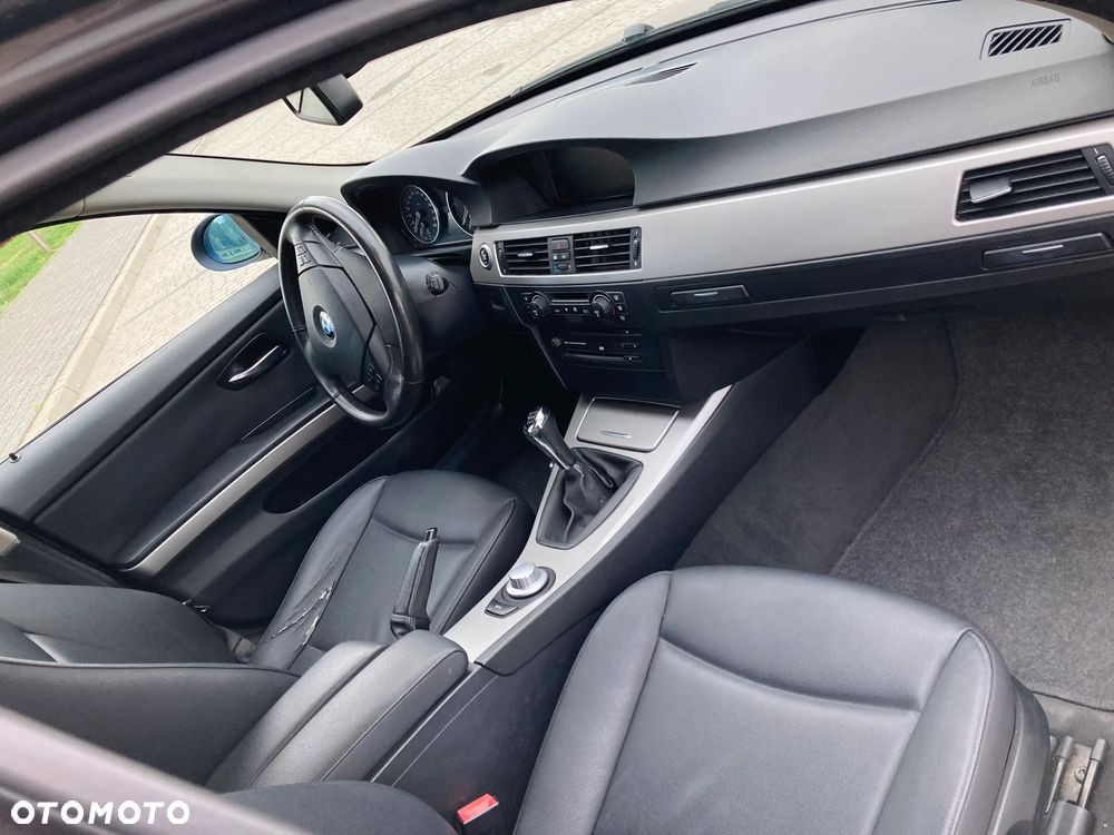 BMW Seria 3 318d - 9