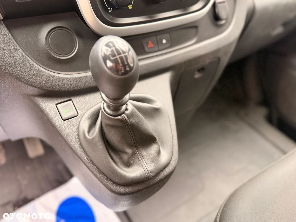 Renault Trafic - 17