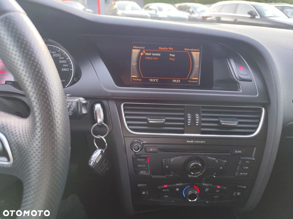 Audi A4 Avant - 17