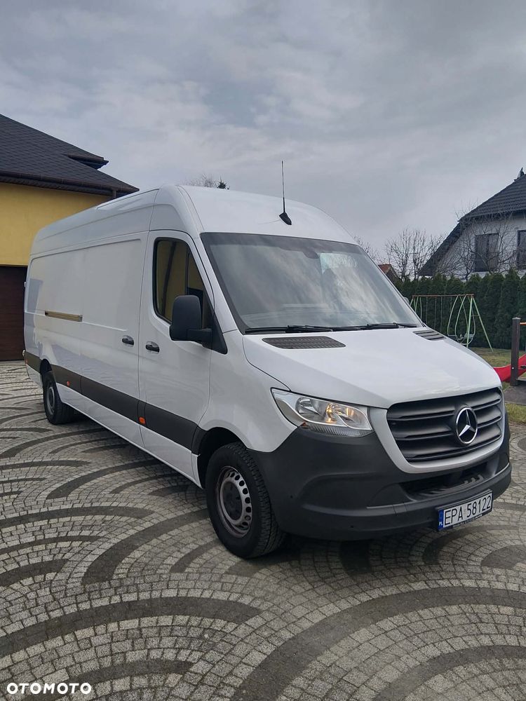 Mercedes-Benz SPRINTER - 2