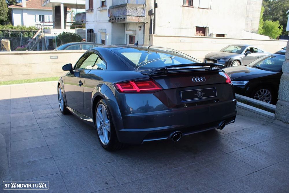Audi TT Coupé 2.0 TDI S-line - 4