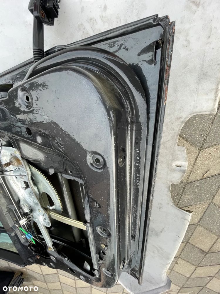 Bmw E34 Touring Drzwi lewe tył - 7
