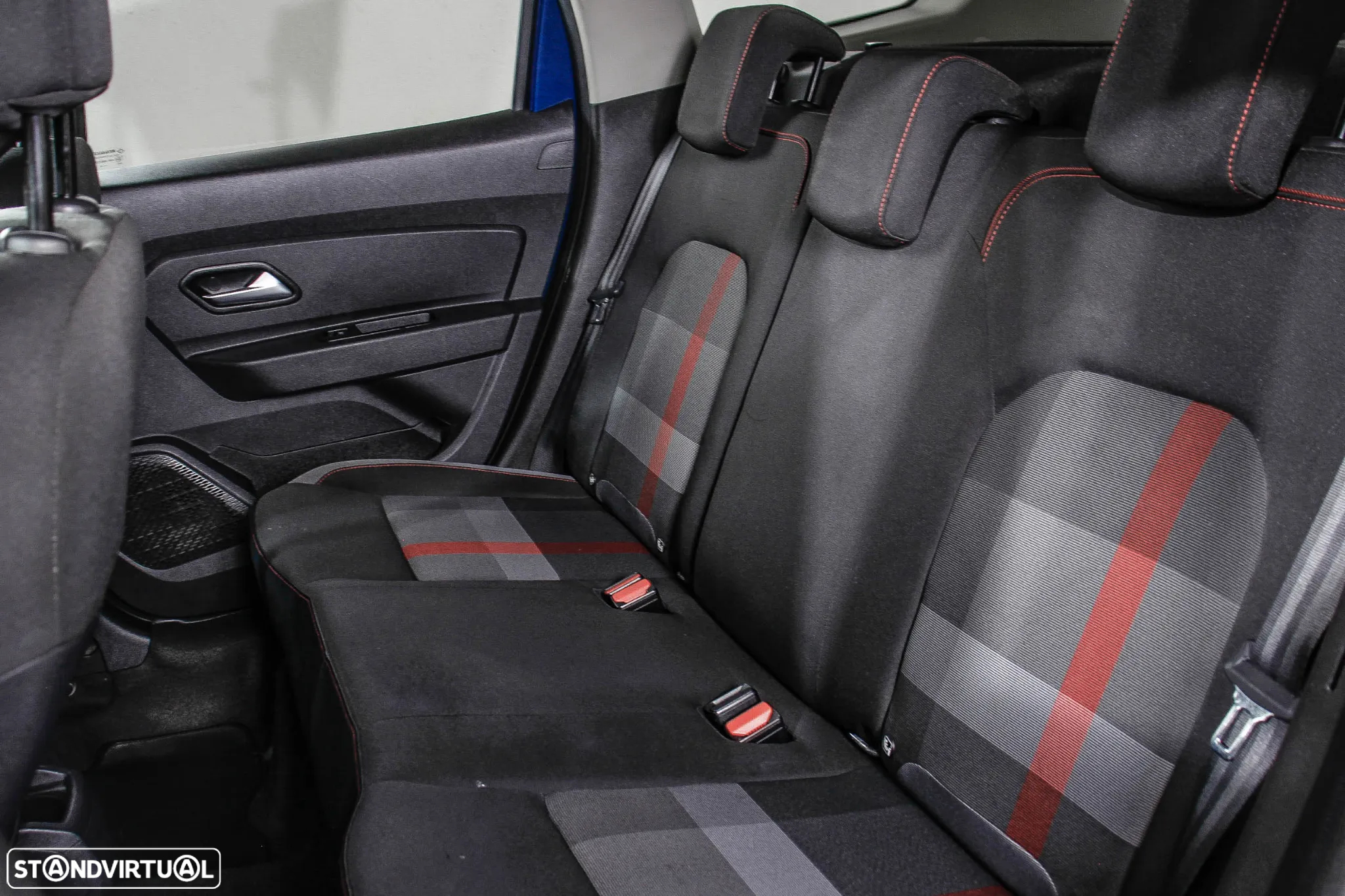 Dacia Duster 1.3 TCe SL Adventure - 9