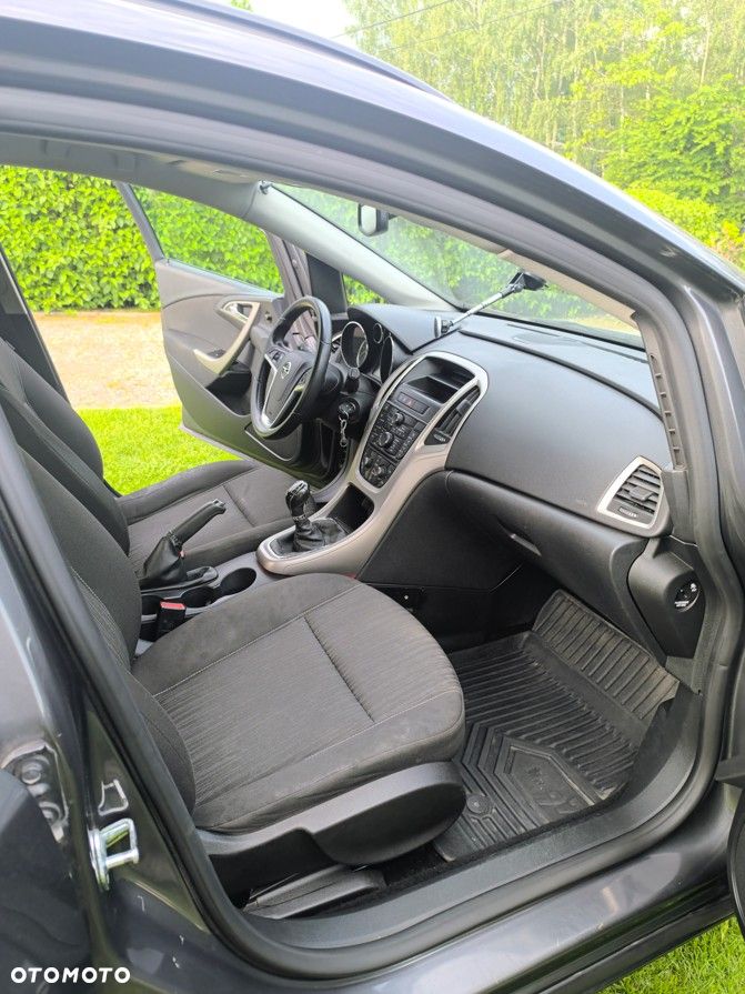 Opel Astra 1.7 CDTI Cosmo - 12