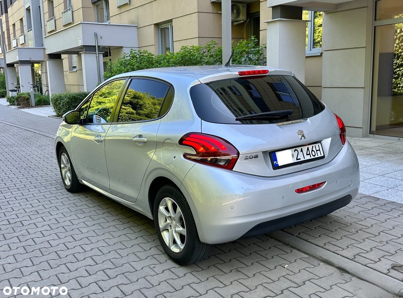 Peugeot 208 1.2 PureTech GPF Allure S&S EAT6 - 3