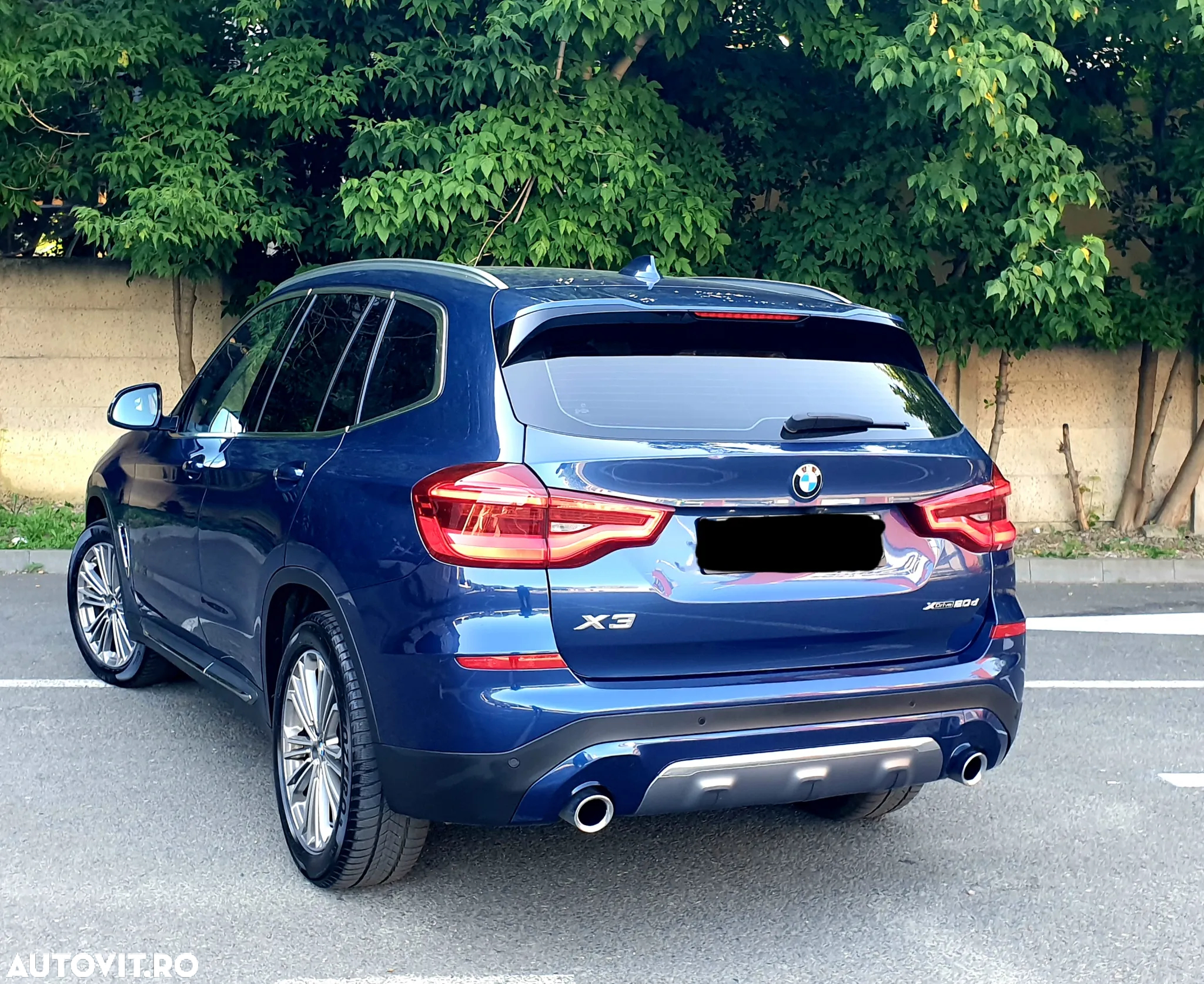 BMW X3 xDrive20d AT Luxury Line - 3