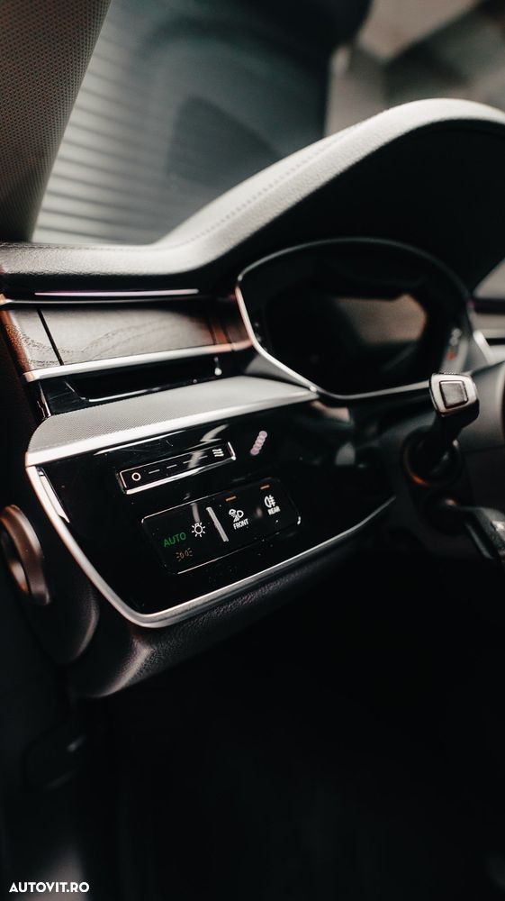 Audi A8 - 32