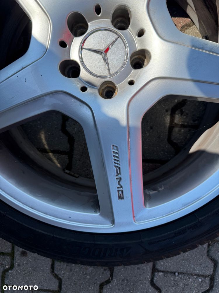 Alufelgi AMG z oponami letnimi AMG - 2