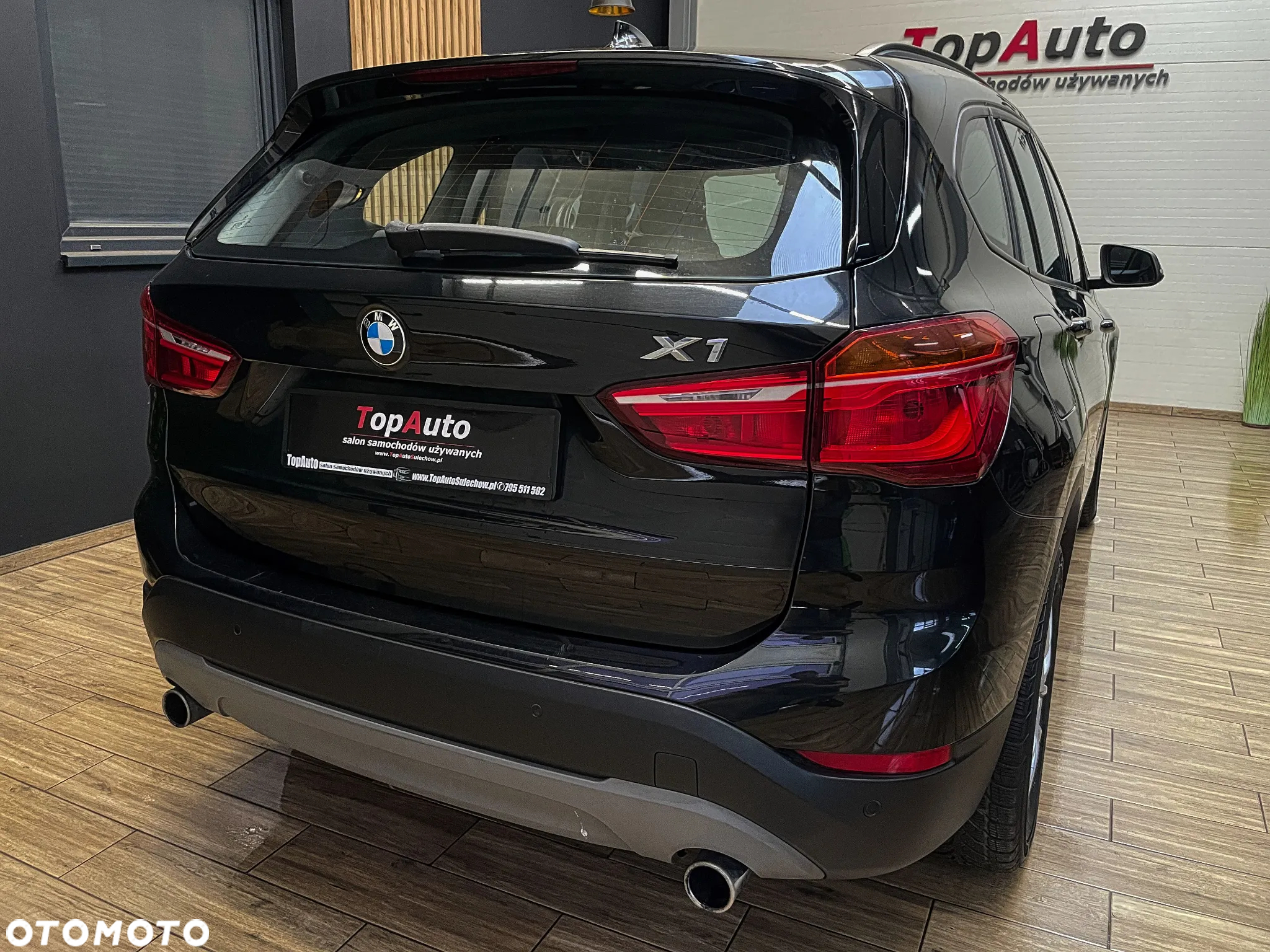 BMW X1 xDrive20i - 9