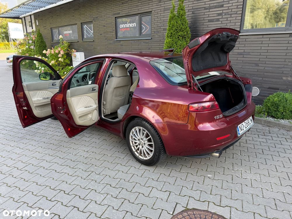 Alfa Romeo 159 2.2JTS Distinctive - 9