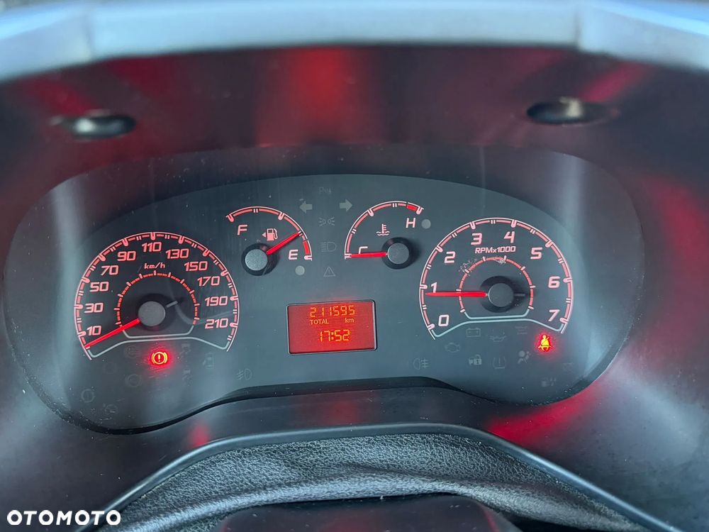 Fiat Doblo - 17