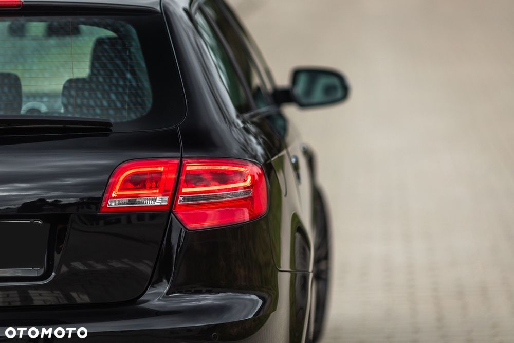 Audi A3 Sportback 2.0 TDI Ambiente - 16