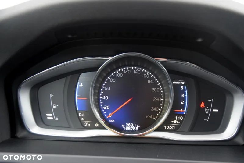 Volvo V60 D4 Drive-E R-Design Summum - 28