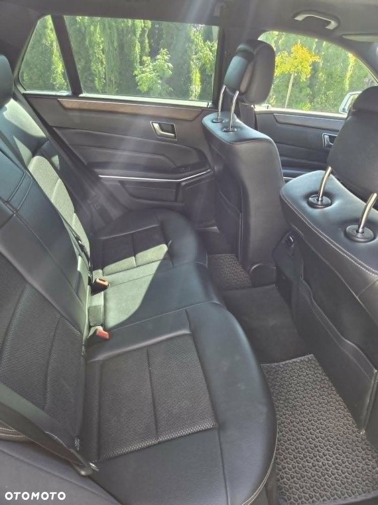 Mercedes-Benz Klasa E 220 CDI 7G-TRONIC Avantgarde - 17