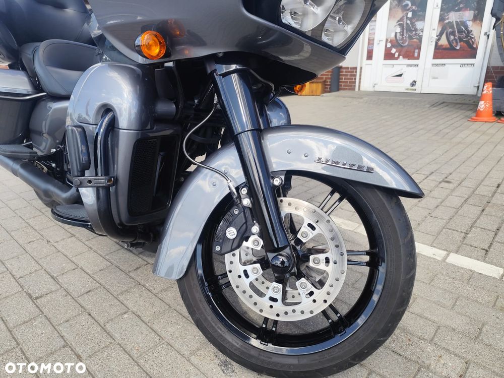 Harley-Davidson Touring Road Glide - 8