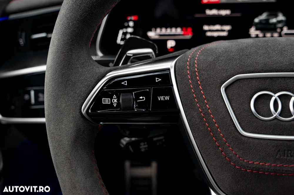 Audi RS7 4.0 TFSI quattro Tiptronic - 33