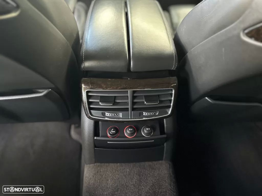 Audi A8 3.0 TDI V6 quattro Clean Diesel Exclusive - 18