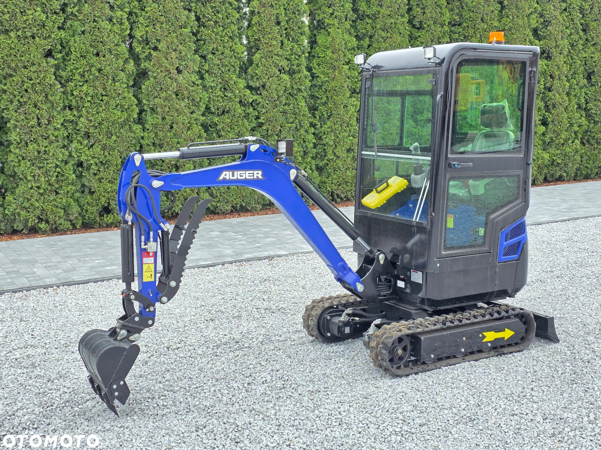 Kubota NOWA MINIKOPARKA AUGER HT 18, SILNIK KUBOTA, 3 ŁYŻKI - 8