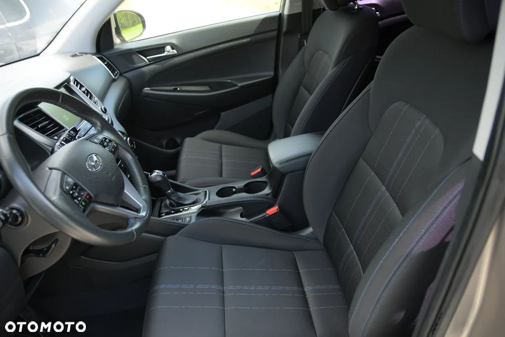 Hyundai Tucson blue 1.7 CRDi 2WD DCT Style - 27