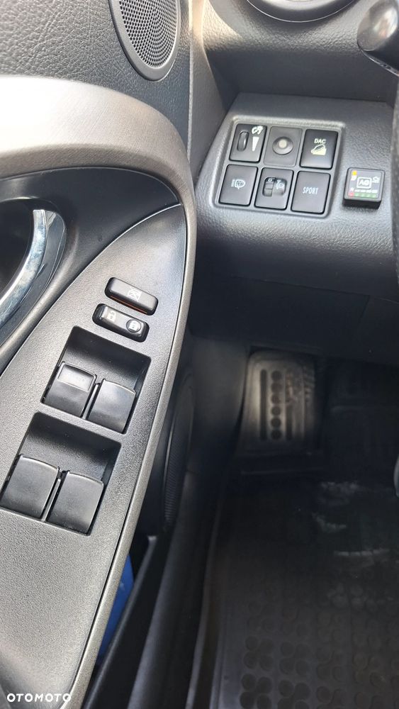 Toyota RAV4 2.0 4x4 Multidrive S Life - 16