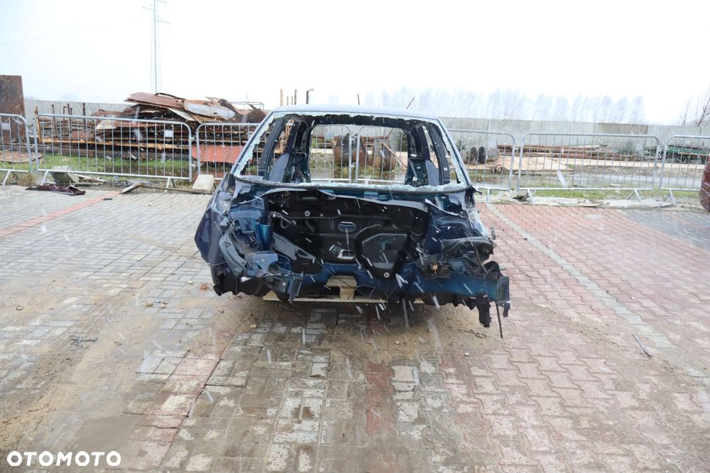 BŁOTNIK ĆWIARTKA PRAWY TYŁ SKODA FABIA III 1.0MPI - 2