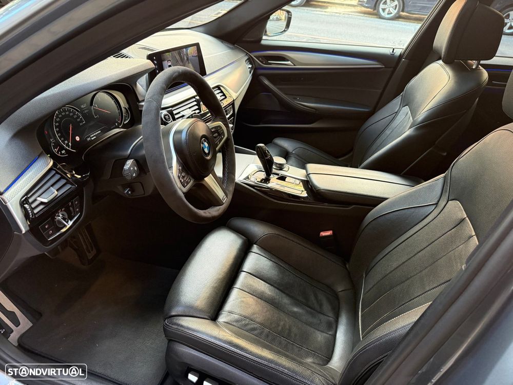 BMW 520 d Pack Desportivo M Auto - 12