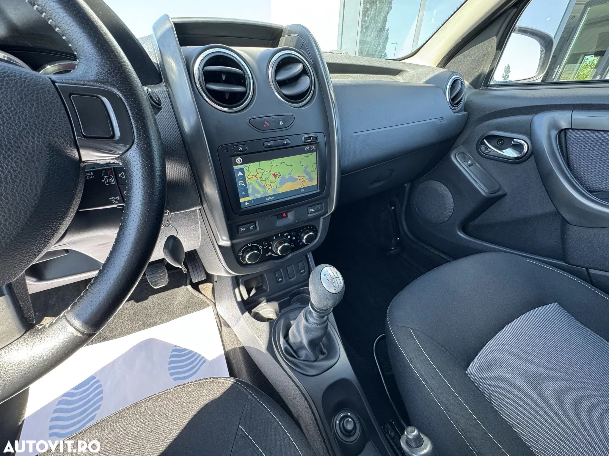 Dacia Duster TCe 125 2WD Prestige - 32