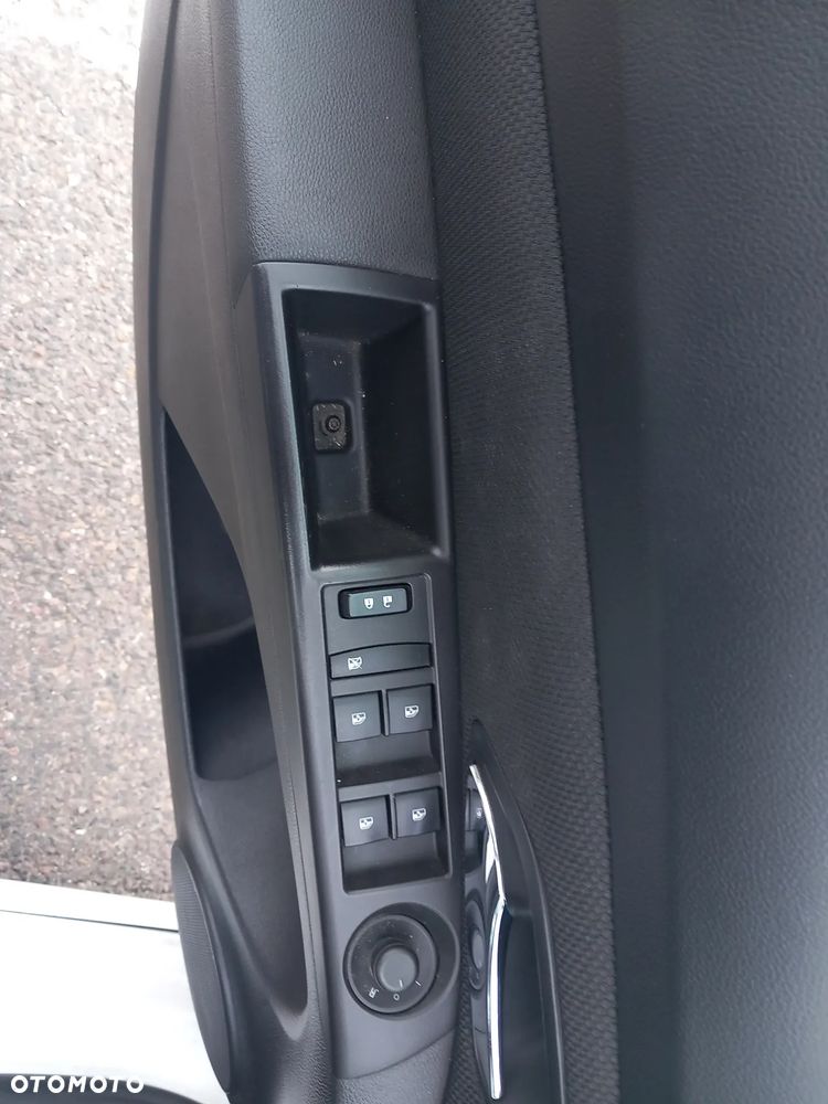 Chevrolet Cruze - 14