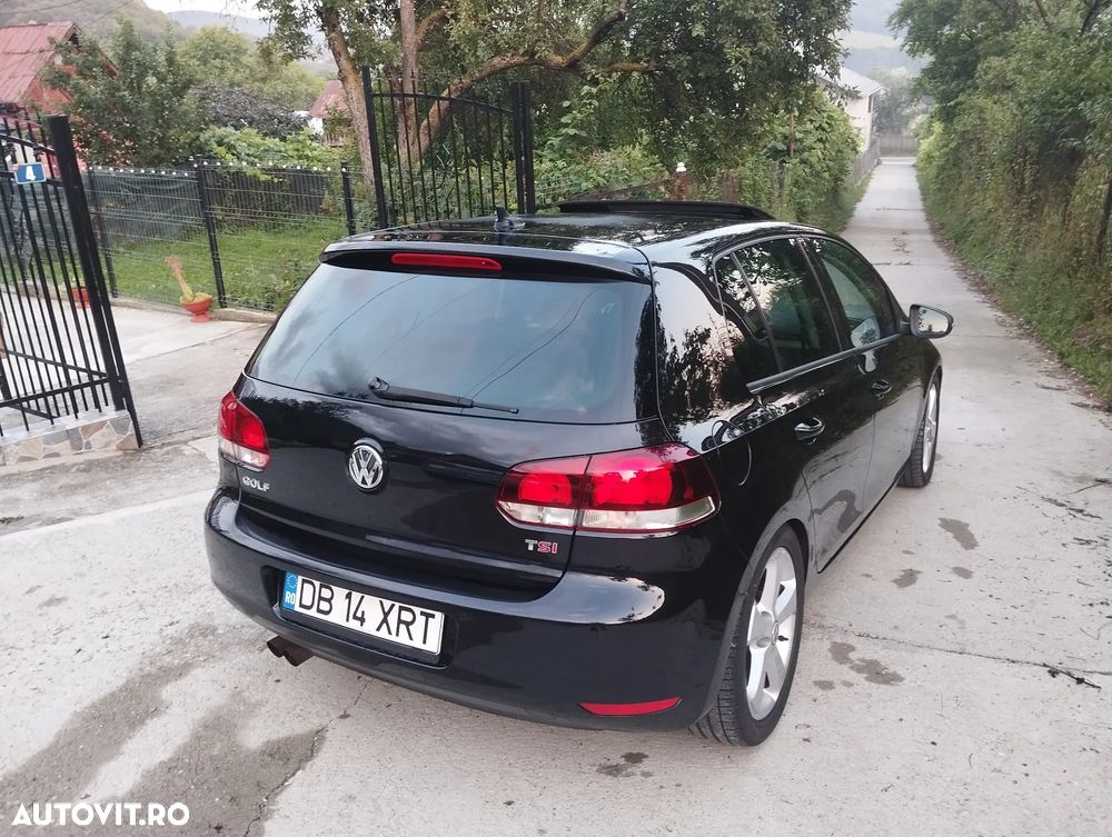 Volkswagen Golf - 2