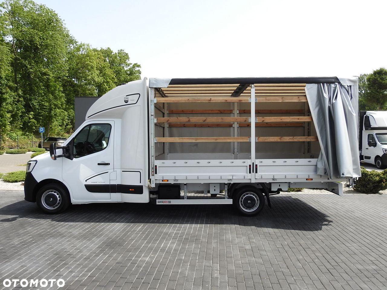 Renault MASTER PLANDEKA 10 PALET WEBASTO TEMPOMAT KLIMATYZACJA LEDY  165KM - 9
