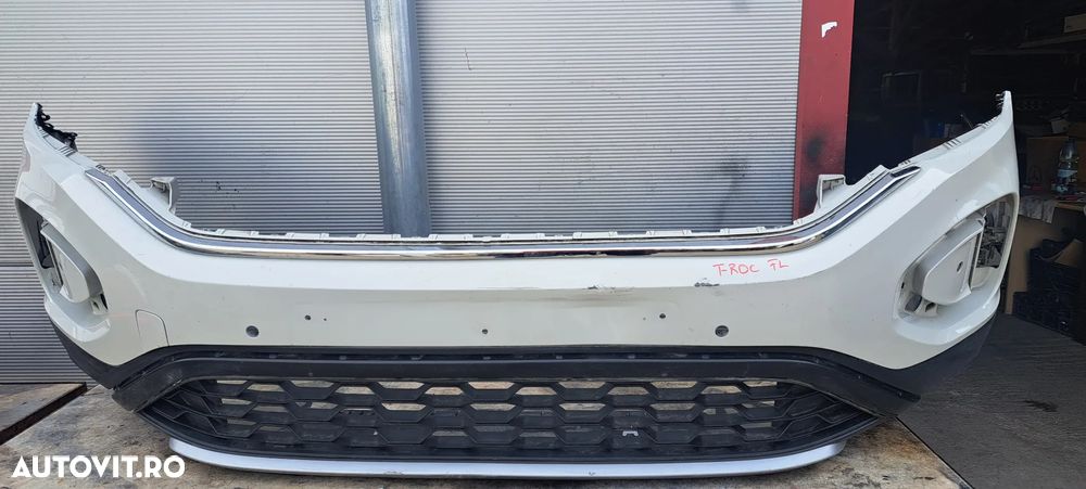 Bara fata Volksvagen T-Roc Facelift - 1