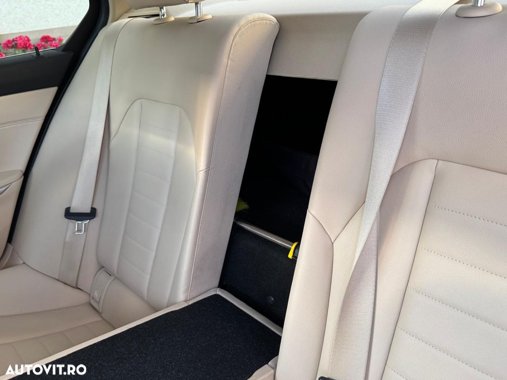BMW Seria 3 330e Aut. Luxury Line - 15