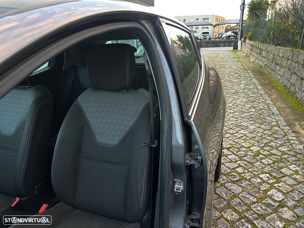 Renault Clio 0.9 TCE Luxe - 11