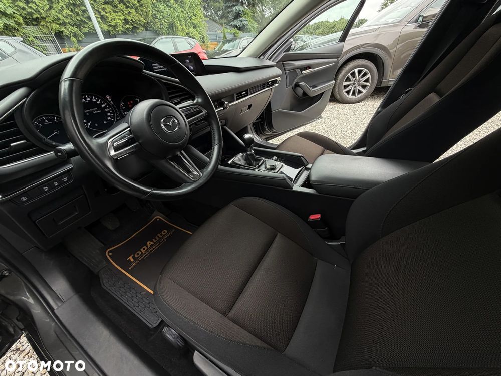 Mazda 3 e-SKYACTIV-G 2.0 M HYBRID 150 - 16