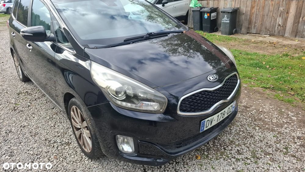 Kia Carens