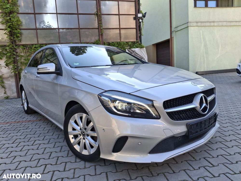 Mercedes-Benz A 180 7G-DCT - 3