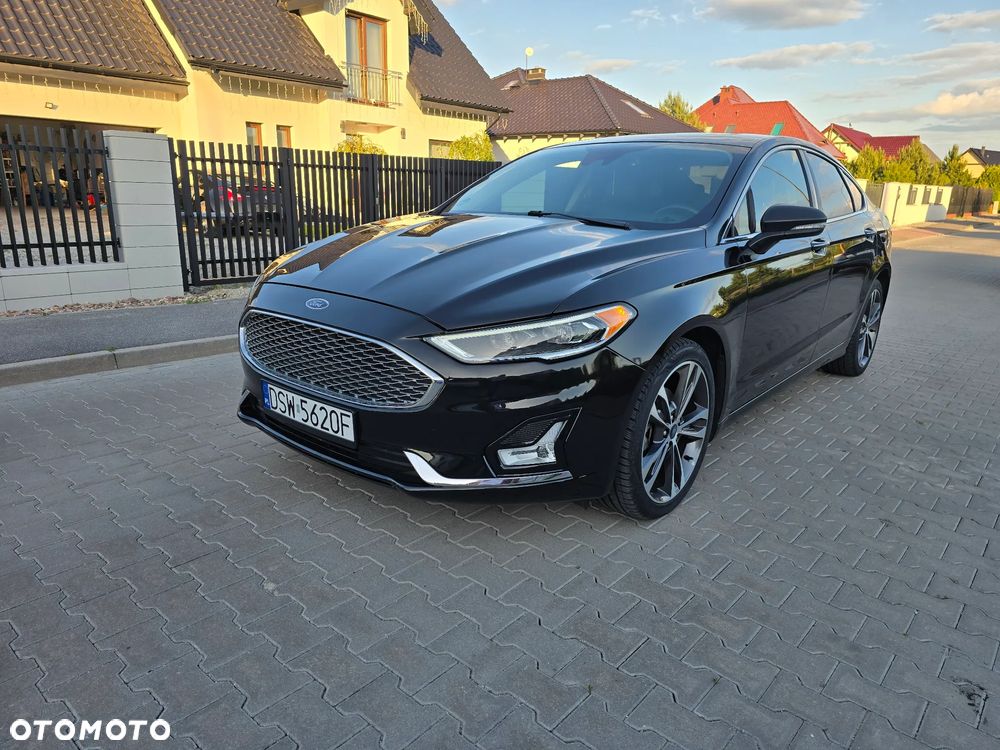 Ford Fusion - 1