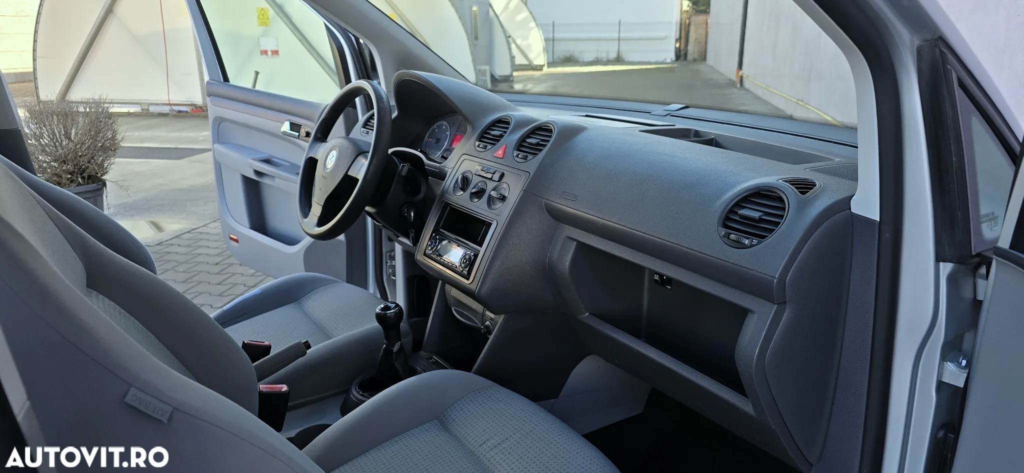 Volkswagen Caddy 1.9 TDI Life Style Edition (5-Si.) - 9